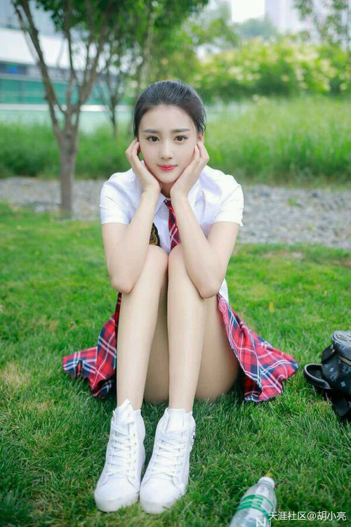 Jiu You-“法甲赛场硝烟弥漫，豪门鏖战正酣”，法甲参赛球队