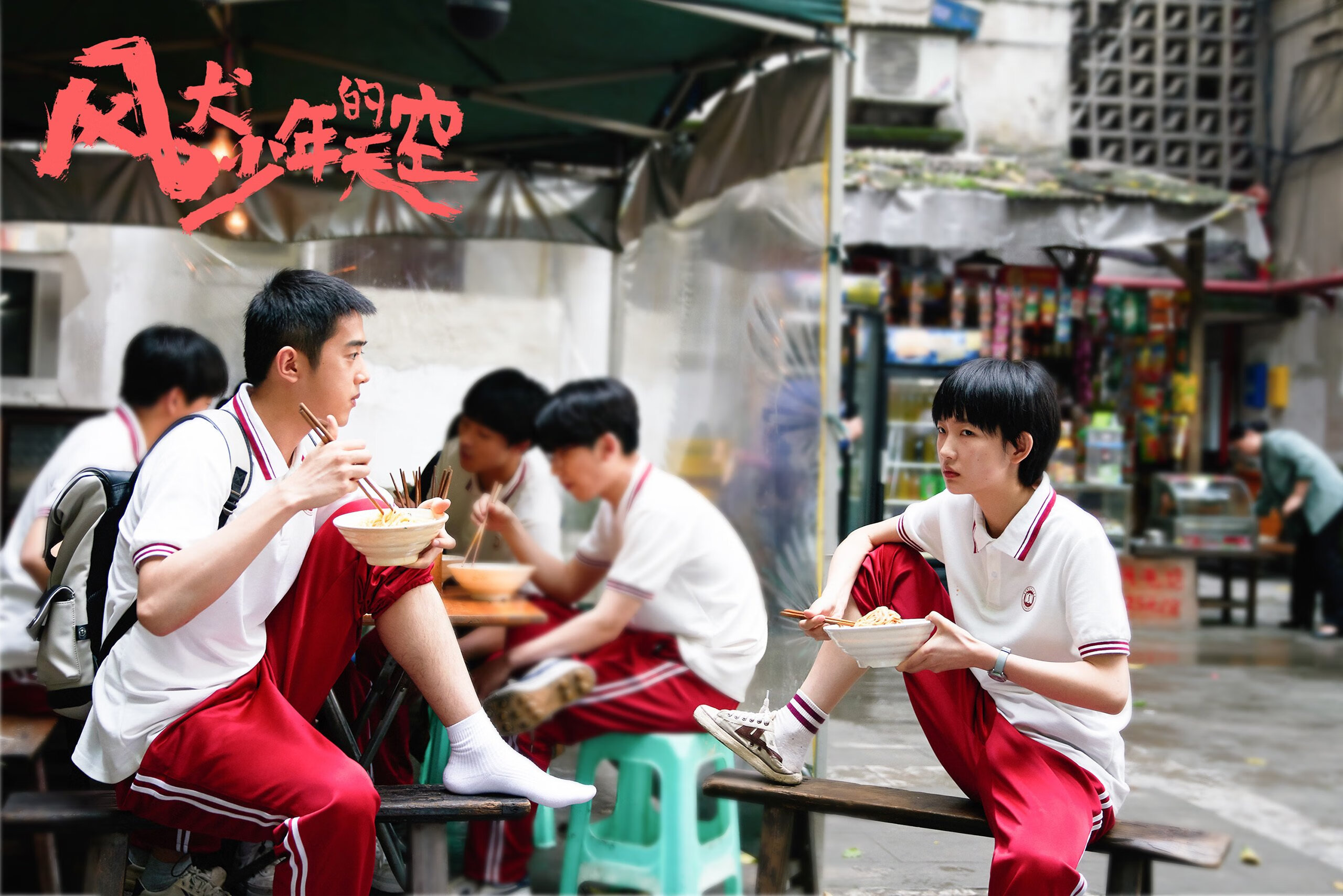 九游网页版官网-《CS_GO》赛事对硬件产业的促进：高端显卡与外设的需求，csgo比赛用的什么显示器