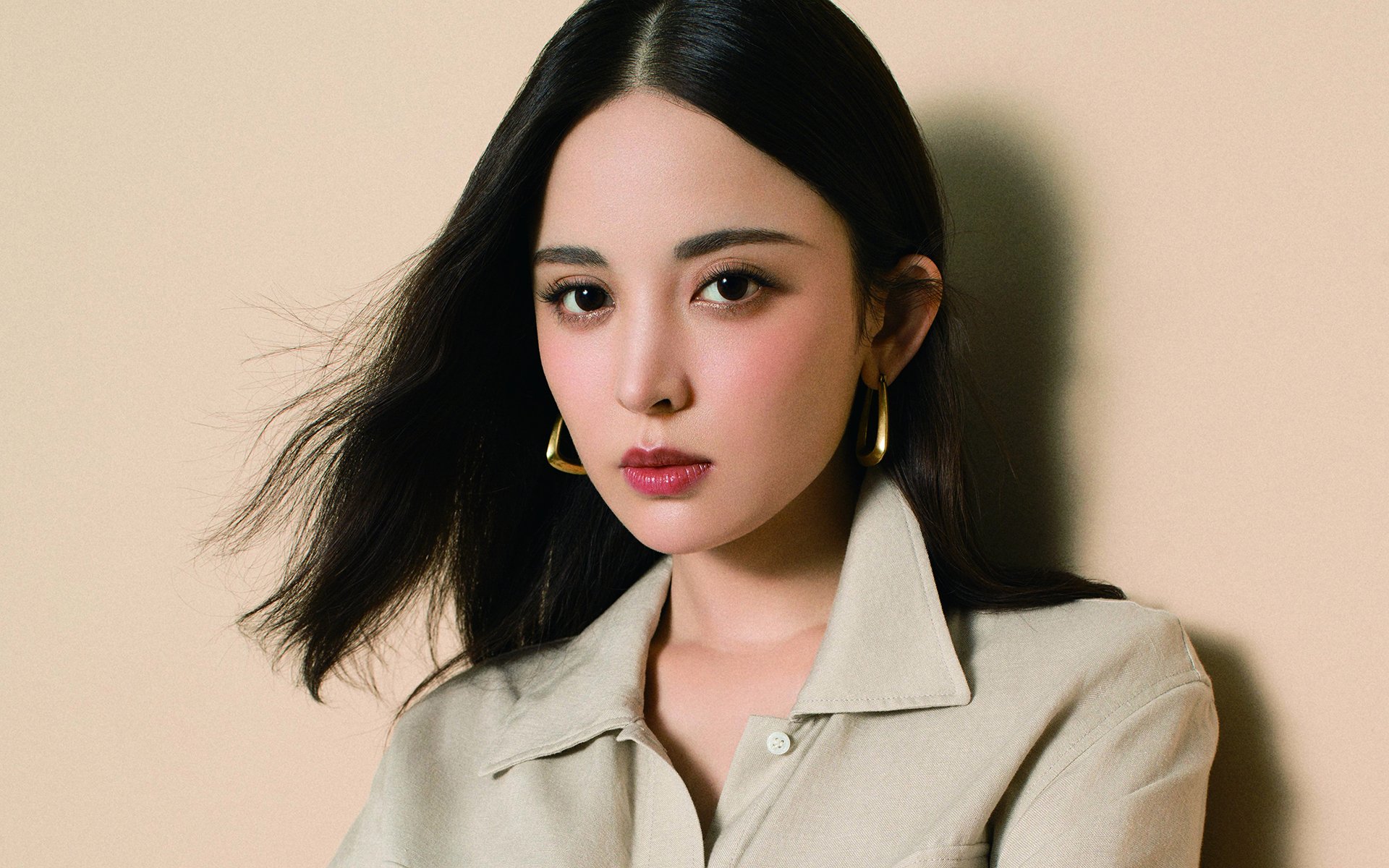 【比赛幕后】运动员准备、裁判判罚、现场布置全纪录,运动员裁判员入场解说词