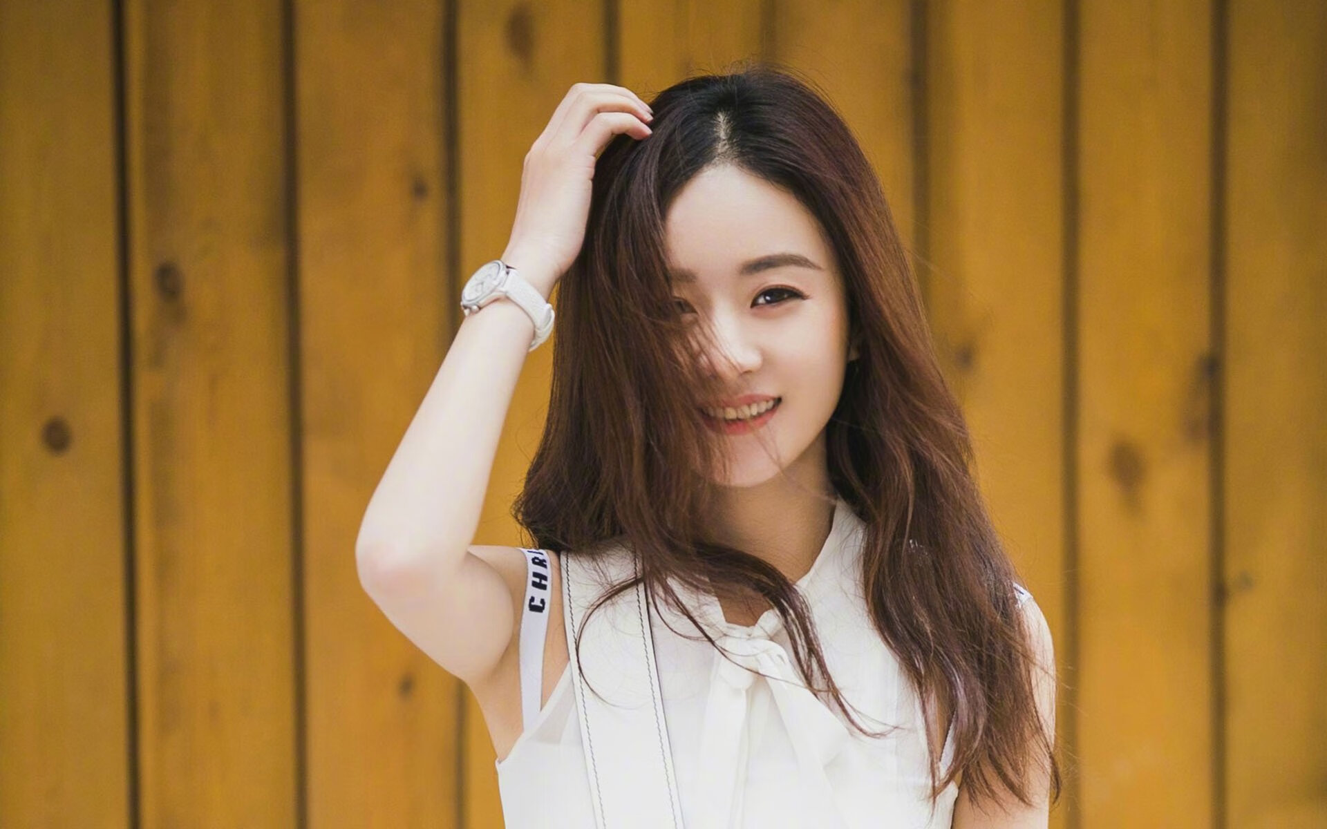 九游娱乐-中超联赛引入AI裁判助力，技术赋能提升比赛公正性，中超裁判又出争议判罚